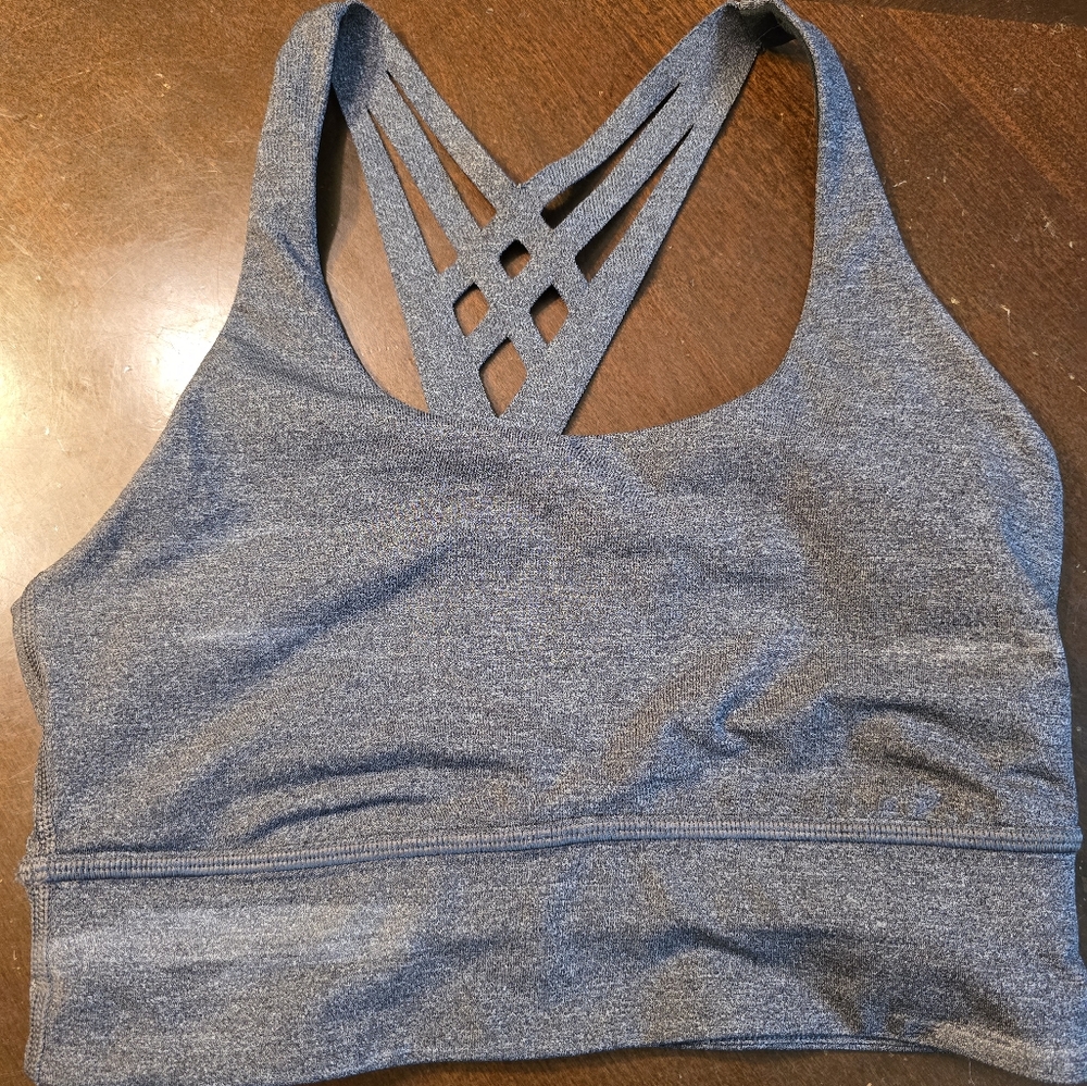 Lululemon sports bra